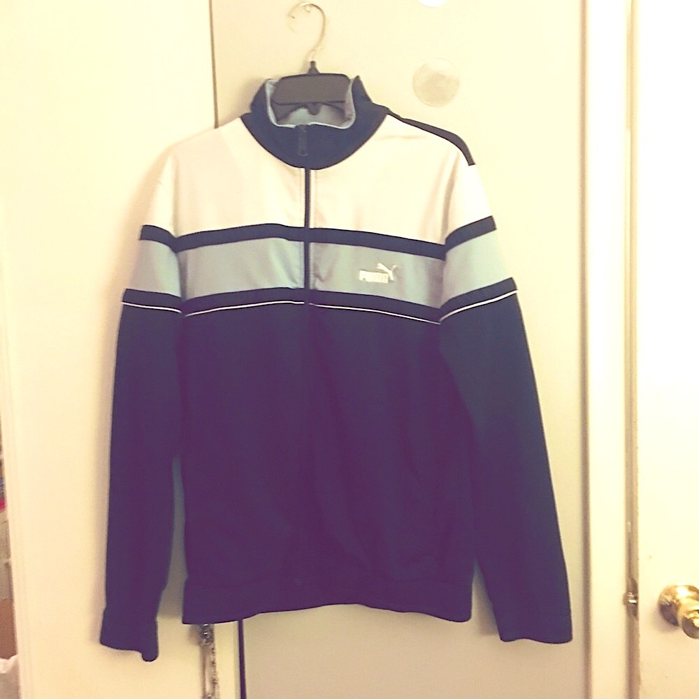 PUMA JACKET EUC! Men’s size Med PUMA jacket